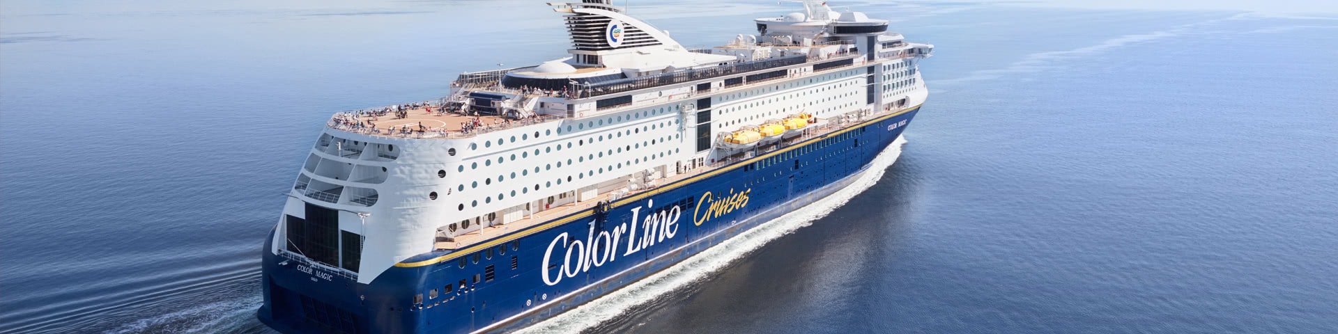 Color-Line-Schiff auf dem Meer