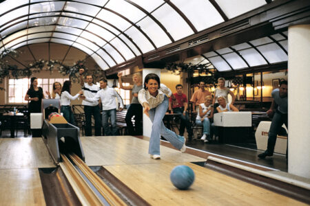 Spaß auf der Kegelbahn im Sauerland Stern Hotel in Willingen